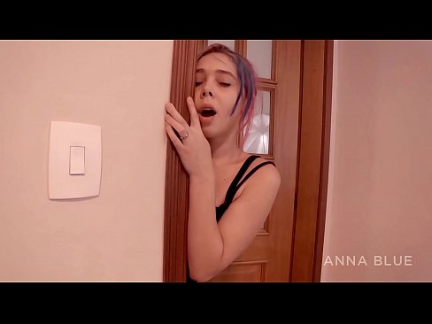 ❤️ Би ах руугаа буцаж ирлээ. Би түүний найз охинтой бэлгийн харьцаанд орсон. лесби нөхөн төлбөр. Порно манайд ️❤